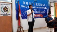 Ketua baru PWI Kota Tangerang R. Herwanto 